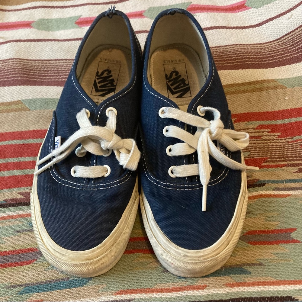 Vans Navy Blue Canvas Low Top Sneakers with White Laces
